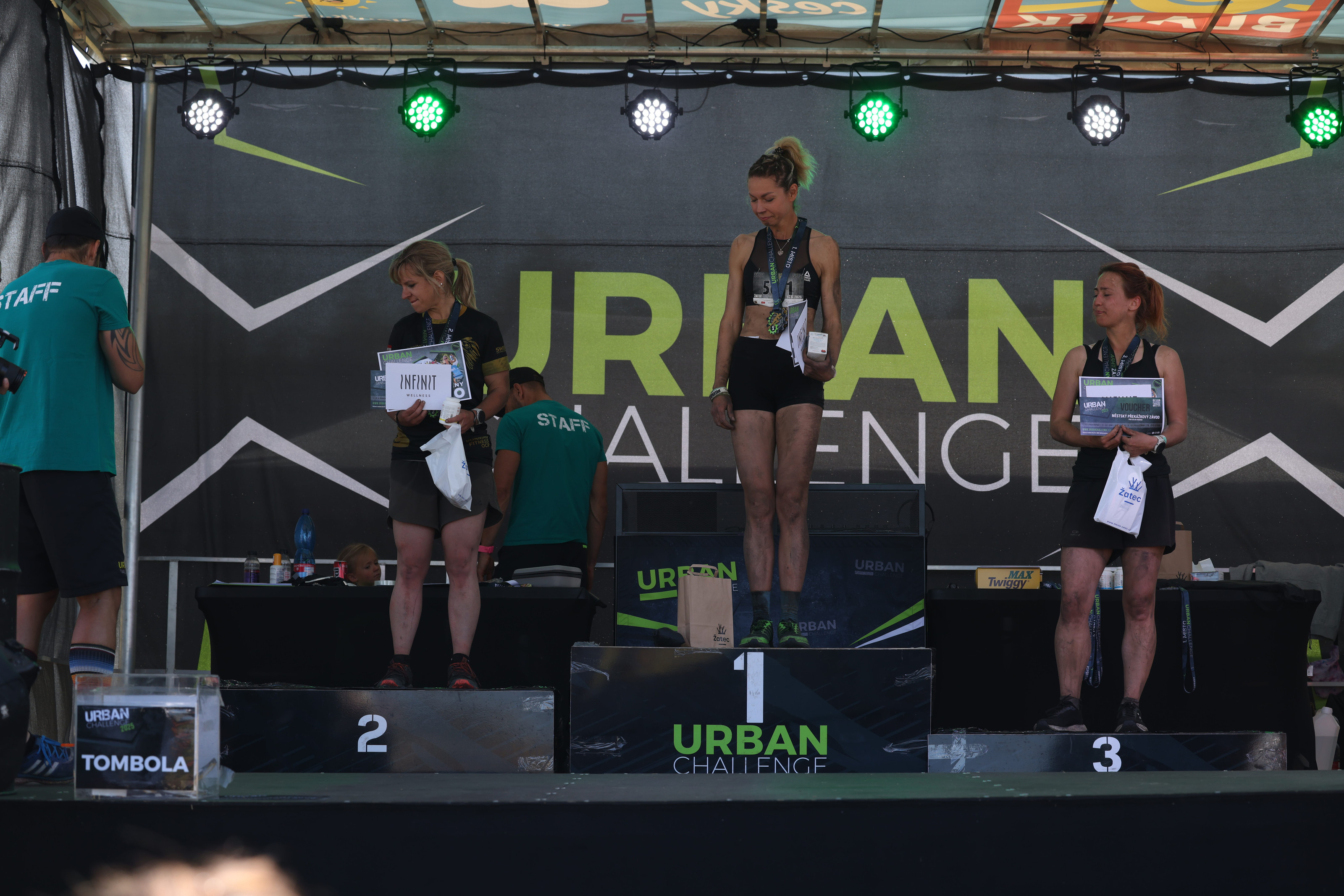 jana-podium.jpg