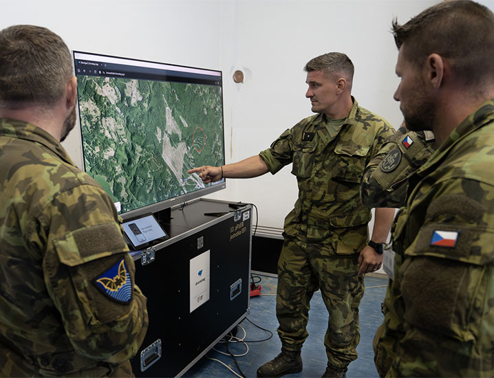 Armáda hrozbu proti dronům nepodceňuje, což potvrdilo i cvičení Drone Shield 2024