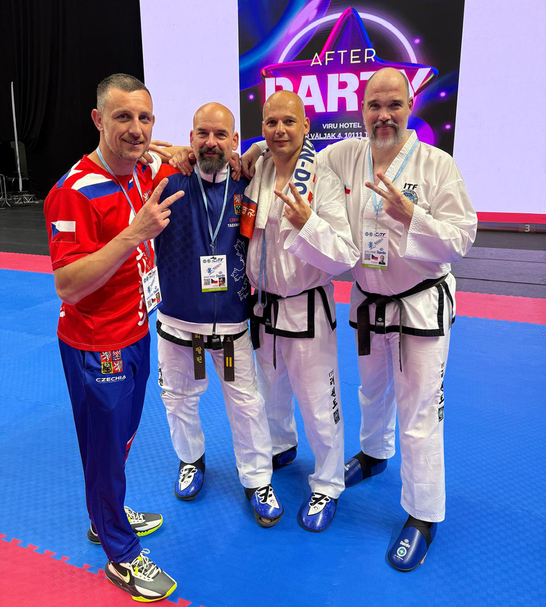 acr-svetovy-bojovnik-taekwondo-pracuje-jako-rekruter-0004-1080x1200.jpg