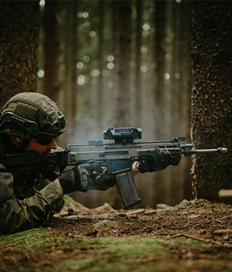 motive-352x413-0034-vzp-dark.jpg